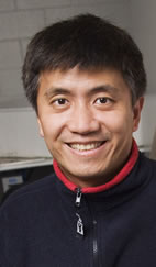 Chang Liu, a Willett Scholar and a professor of electrical and computer engineering, and colleagues have fabricated the world's smallest chain-mail fabric.