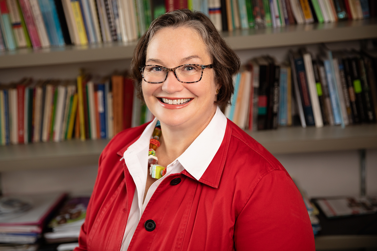 Photo of Illinois sociology professor and demographer Cynthia Buckley