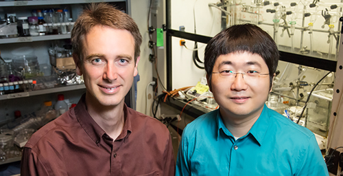 Professor Paul Braun and graduate student Chunjie Zhang developed a continuous glucose-monitoring system that changes color when glucose levels rise.