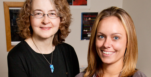 University of Illinois psychology professor and Beckman Institute affiliate Janice Juraska, left, and doctoral student Nioka Chisholm found that long-term exposure to estrogen and a synthetic progesterone increased synapse numbers in the prefrontal cortex of aged rats.