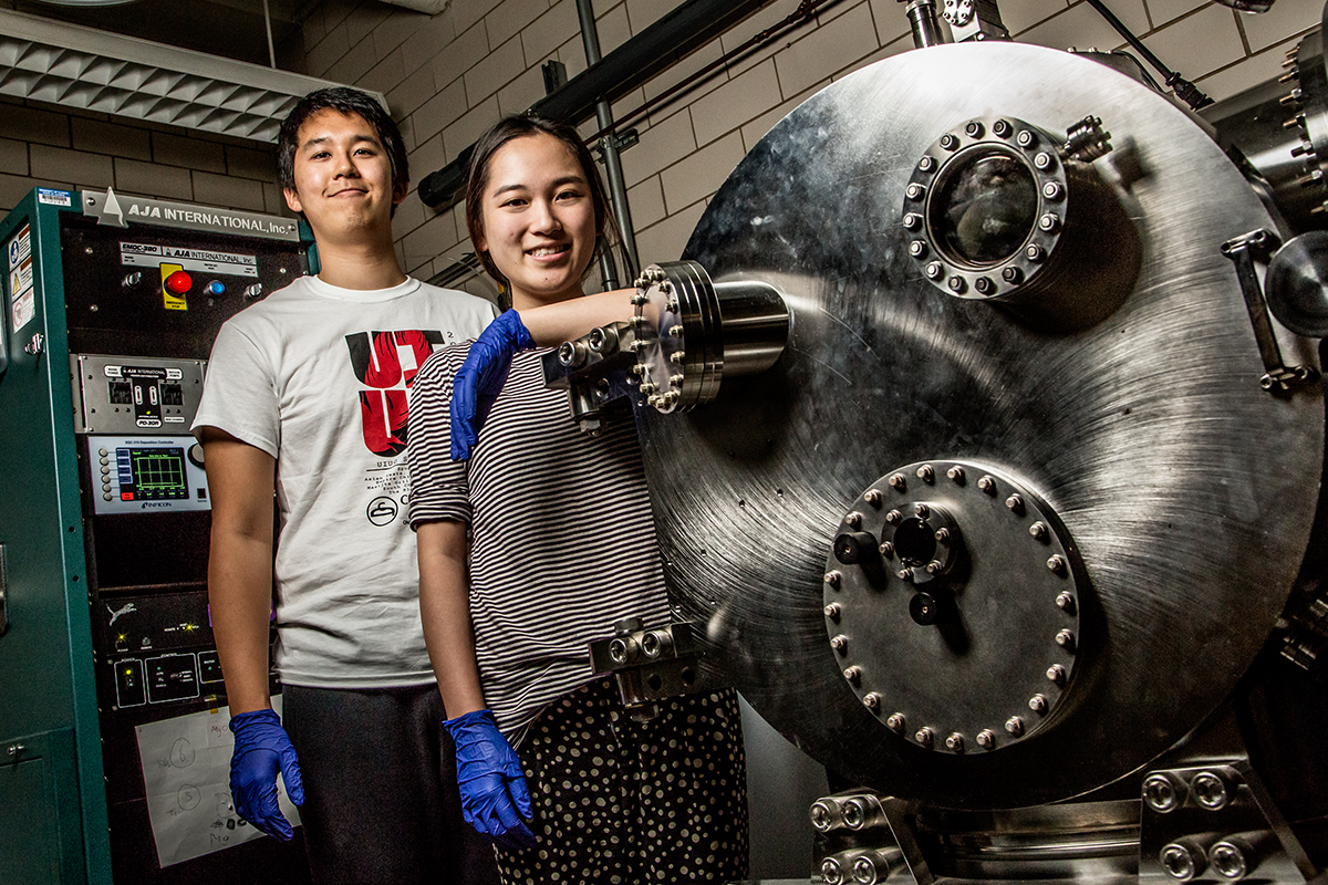 Jonas Kurniawan and Simone Heo received hands-on experience and equipment training as undergraduate researchers in professor John Rogers lab.