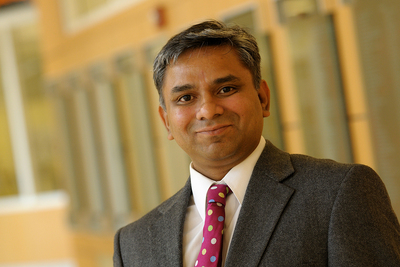 Photo of Ravi S. Gajendran, a professor of business administration at the University of Illinois.