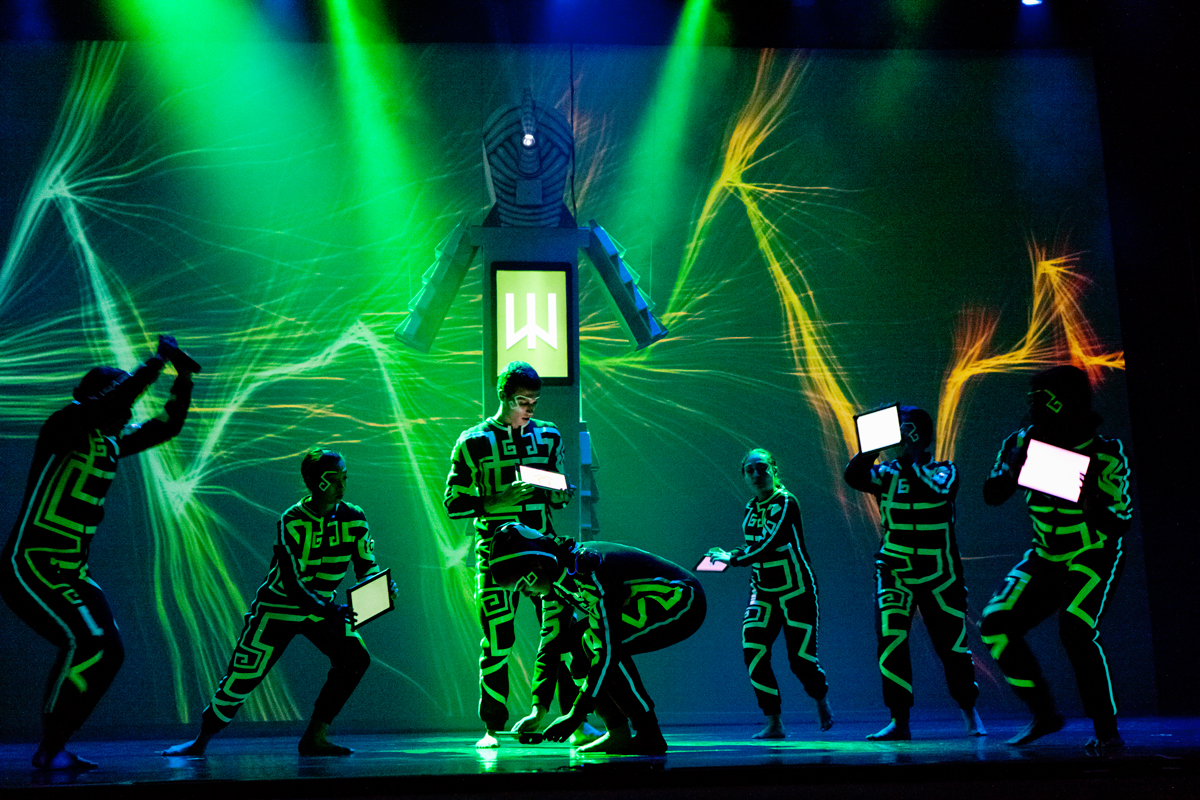 “Kama Begata Nihilum,” a dance performance in 2014 at Krannert Center for the Performing Arts, illustrates interdisciplinary aspects of Illinois’ long history of innovation – in this case connections between technology and the arts.