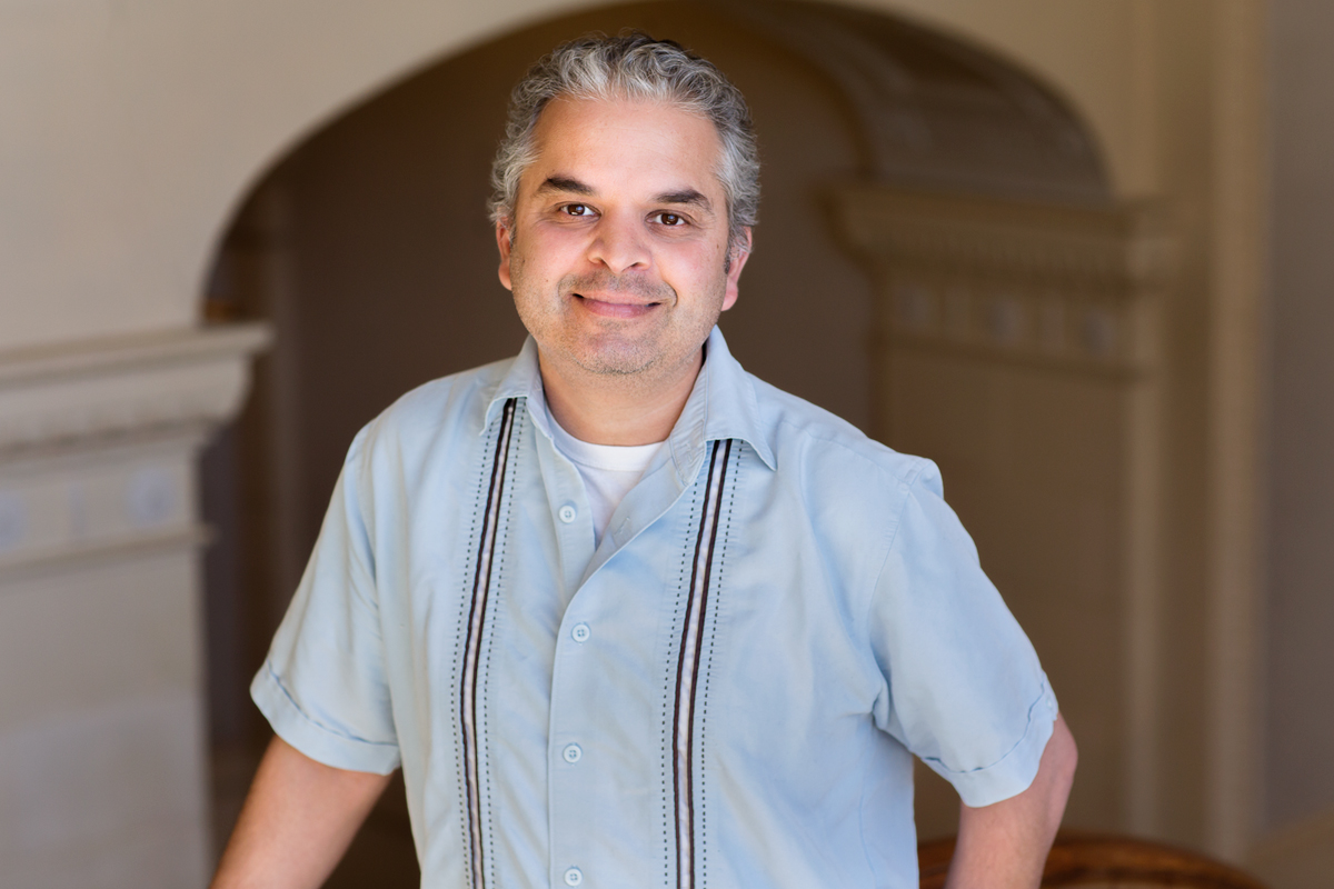 Anthropology professor Ripan Malhi works with Native Americans and First Nations groups to analyze their DNA and that of their ancestors.