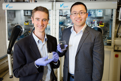 Illinois professor Paul Braun and Hailong Ning, the director of research and development at Xerion Advanced Battery Corporation, led a research team that developed a method for directly electroplating lithium-ion battery cathodes.
