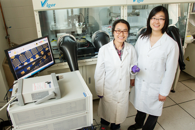 Postdoctoral researcher Fengjiao Zhang and professor Ying Diao developed devices for sensing disease markers in breath.