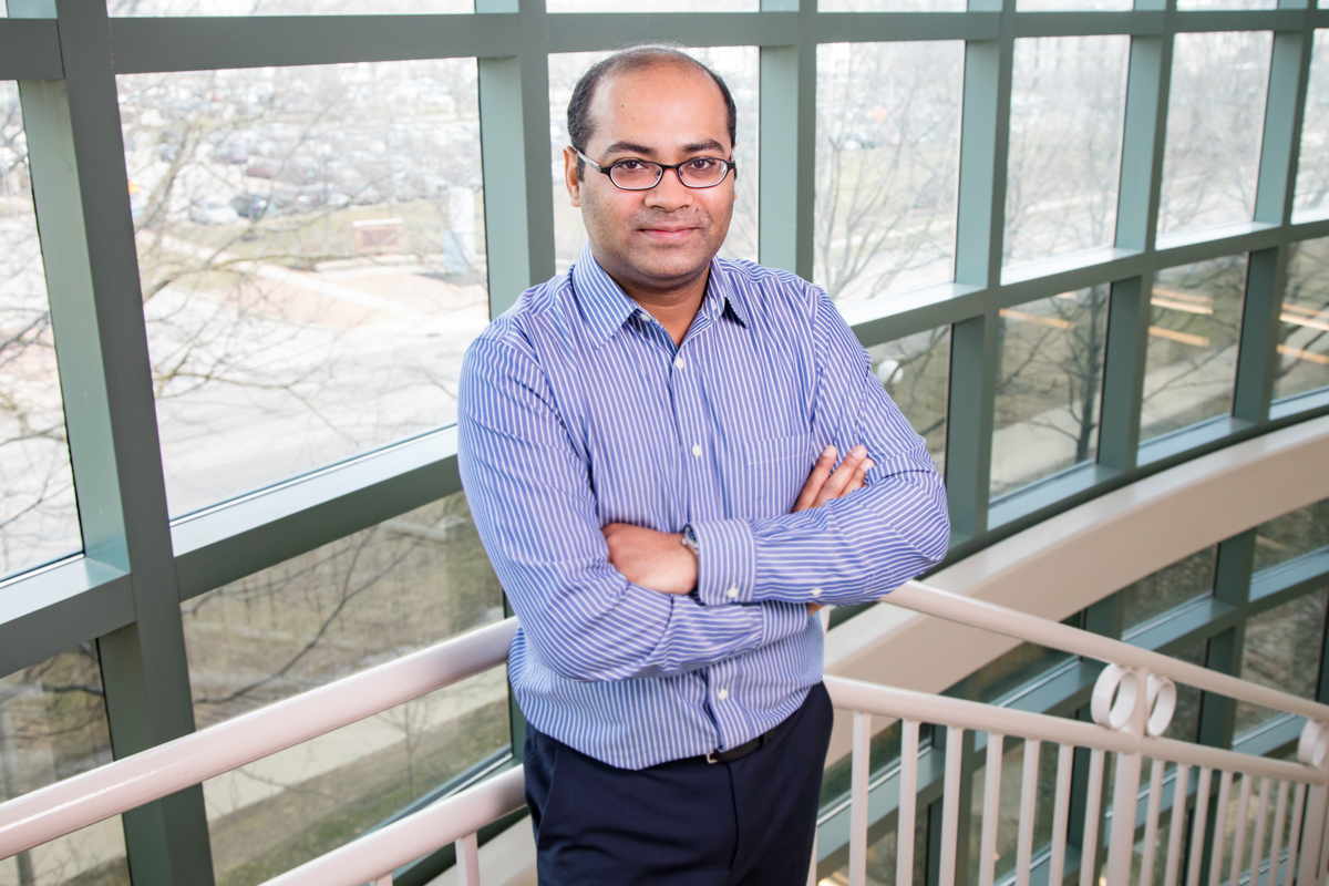 Illinois postdoctoral researcher Tanveer Talukdar performed an analysis of how individual differences in decision-making are associated with specific regions and networks in the brain.